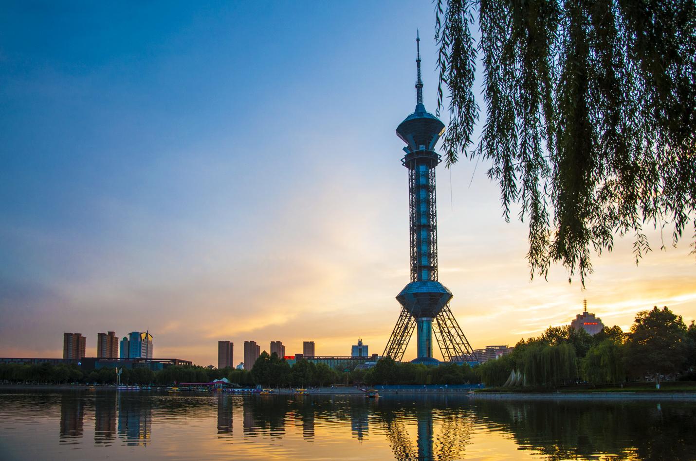 石家庄，致敬领导与市民的温暖之声